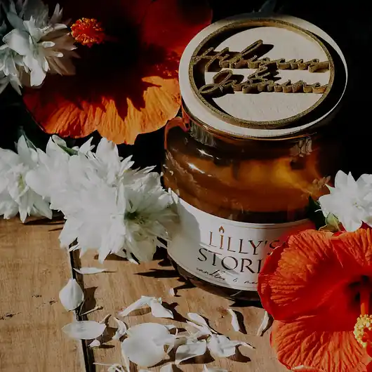 Wybór klientów Duża świeca zapachowa "Hibiscus & Jasmine" 350g, zapach hibiskusa i jaśminu