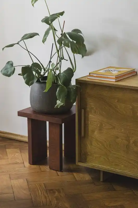 OTOTO.17 Stolik ze sklejki. Bezpieczna płatność