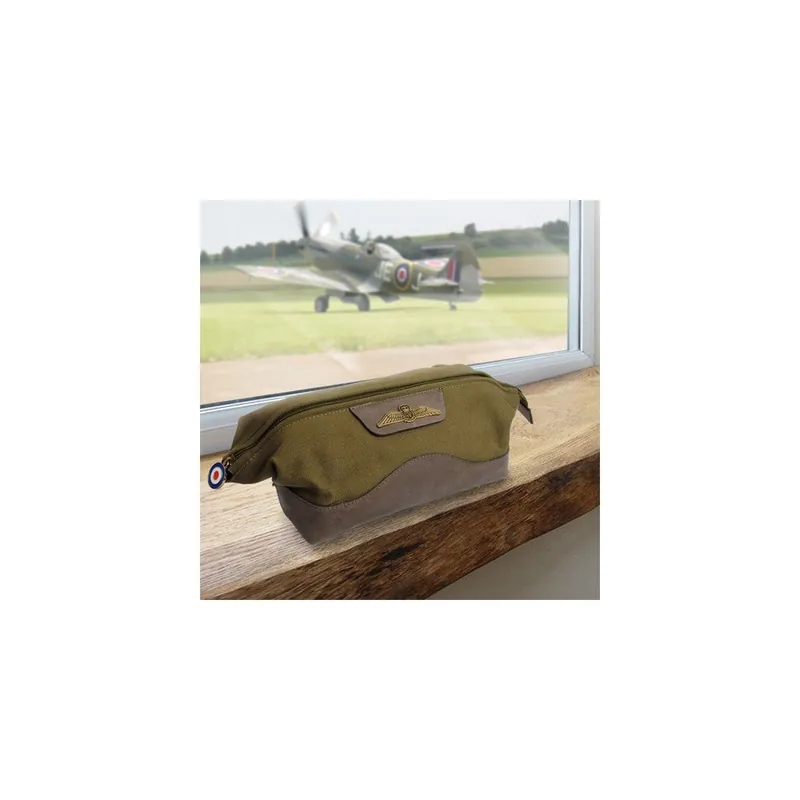 Kosmetyczka Royal Air Force Bonami Okazja