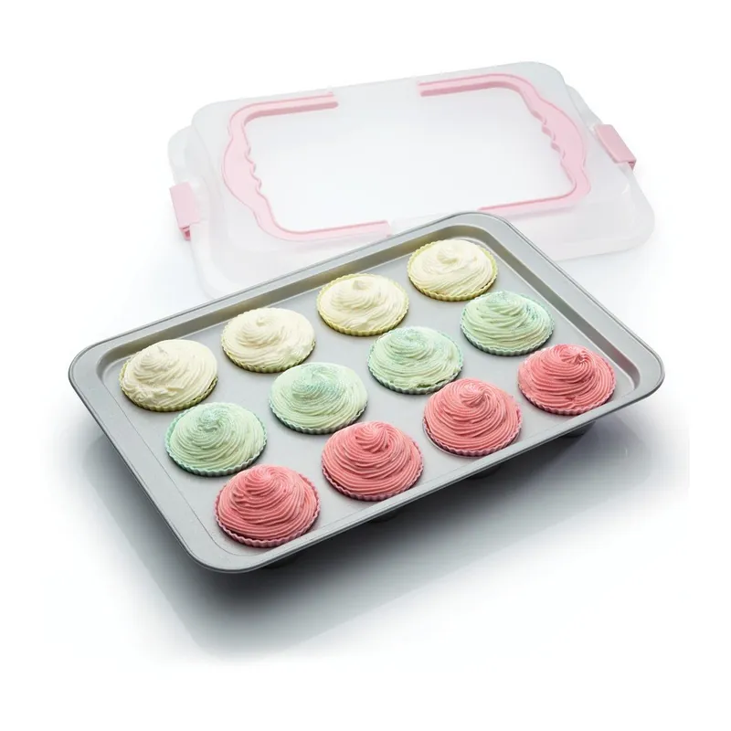 Obniżka ceny Forma do pieczenia babeczek cupcake, z przykrywką, Sweetly Does It Bonami