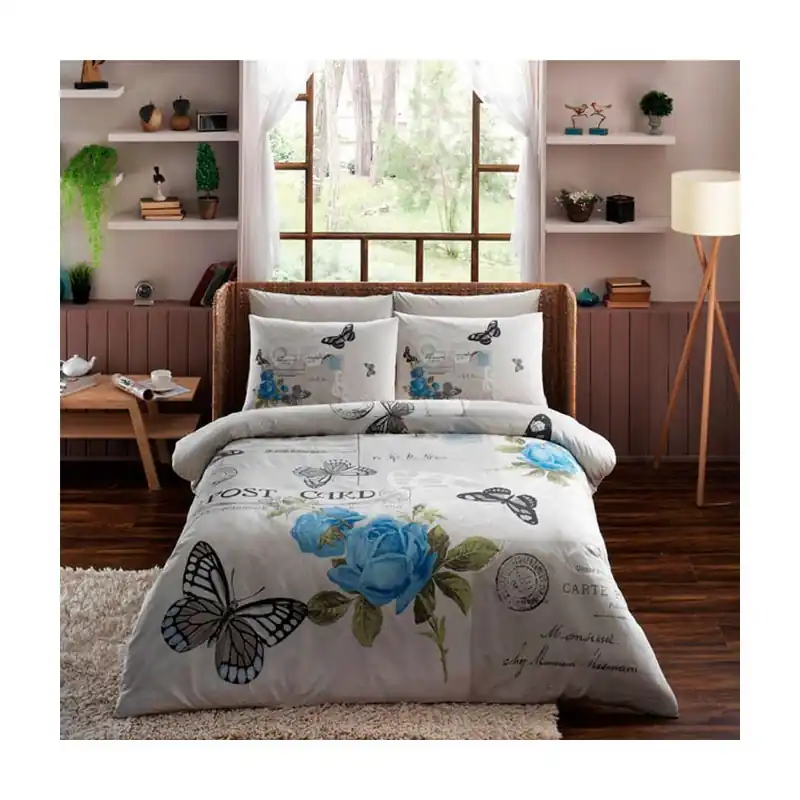 Pościel z prześcieradłem Blue Flowers and Butterflies, 200x220 cm Bonami Oferta czasowa