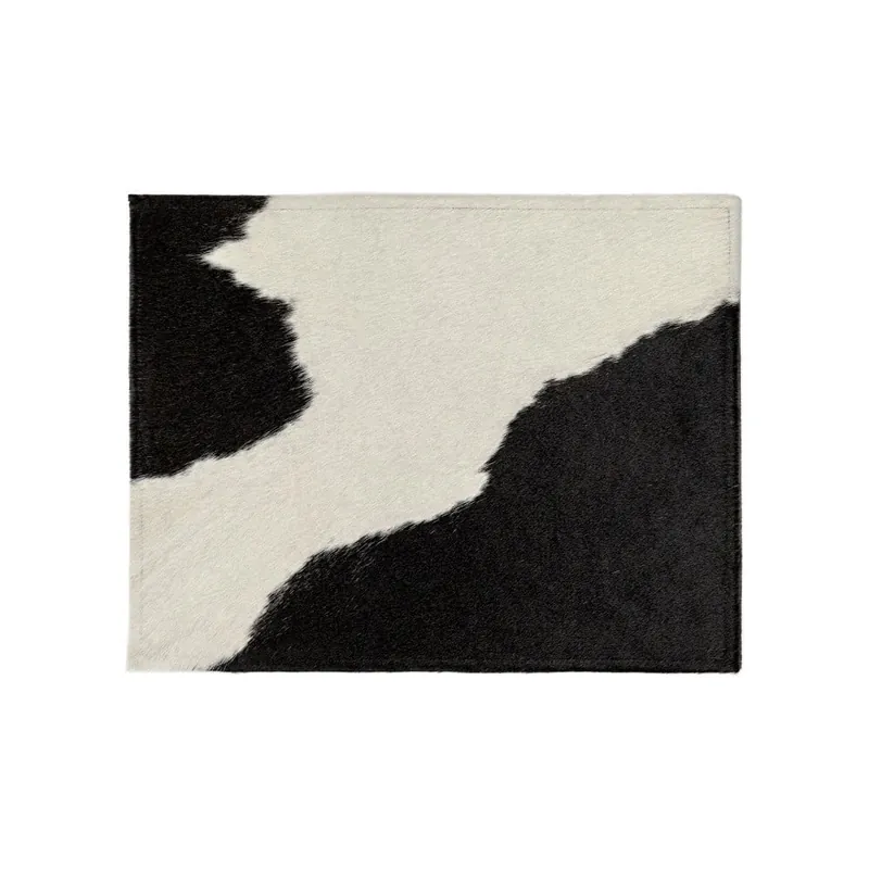 Zamów dziś Mata stołowa ze skóry bydlęcej Arctic Fur Tira, 45x35 cm Bonami